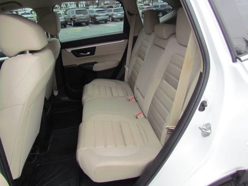 Used 2017 Honda CR-V LX image 12