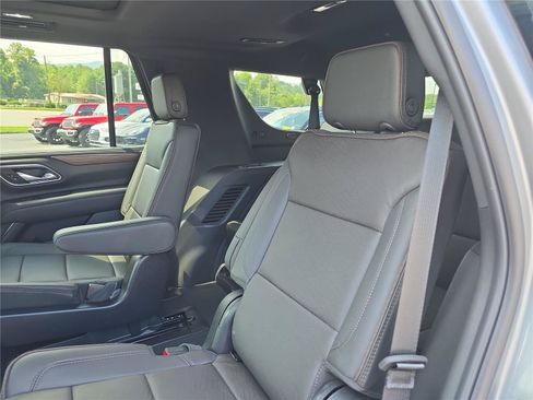 Used 2024 Chevrolet Tahoe High Country w/ Advanced Technology Package AWD/4WD image 14
