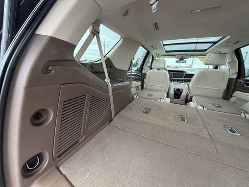 Used 2022 GMC Yukon Denali AWD/4WD image 50