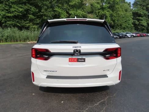 New 2026 Honda Odyssey Elite image 5
