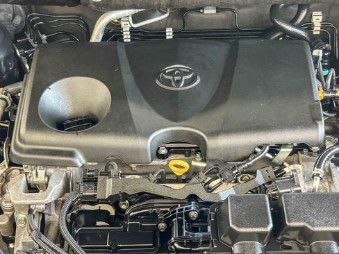 Used 2023 Toyota RAV4 XLE Premium FWD image 27