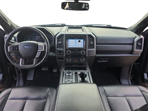 Used 2019 Ford Expedition XLT w/ Equipment Group 201A image 9
