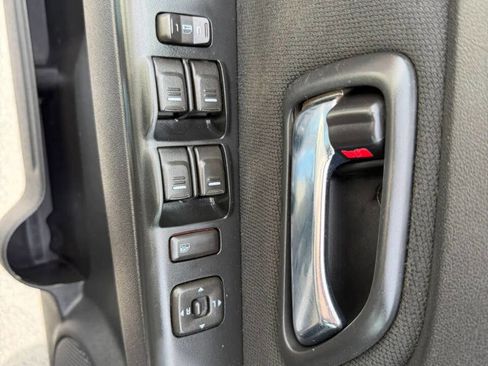 Used 2010 Chevrolet Colorado LT AWD/4WD image 27