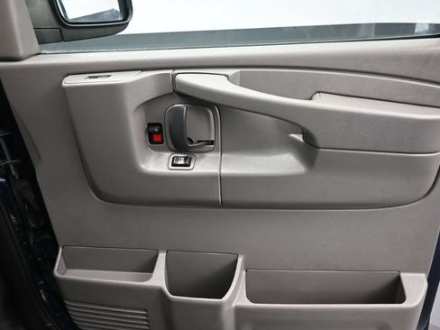 Used 2014 Chevrolet Express 3500 LS RWD image 39