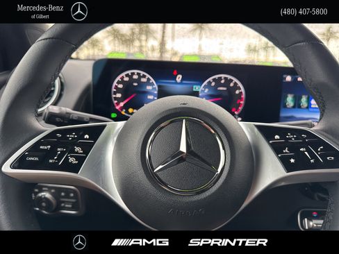 Certified 2025 Mercedes-Benz GLB 250 image 25
