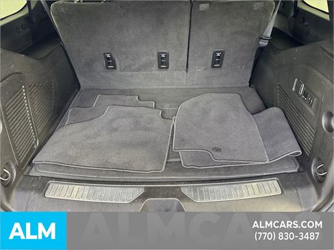 Used 2023 Chevrolet Suburban Z71 w/ Z71 Off-Road Package image 21