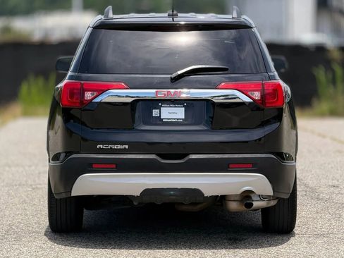 Used 2019 GMC Acadia SLT FWD image 3