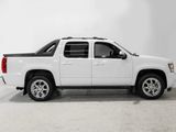 Used 2011 Chevrolet Avalanche LT image 5