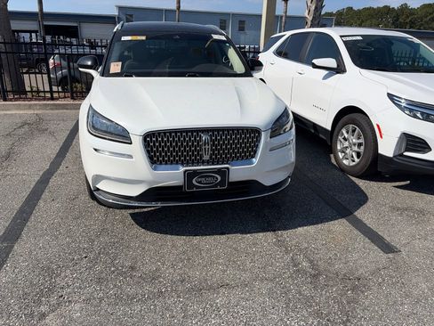 Used 2022 Lincoln Corsair AWD w/ Premium Package image 1