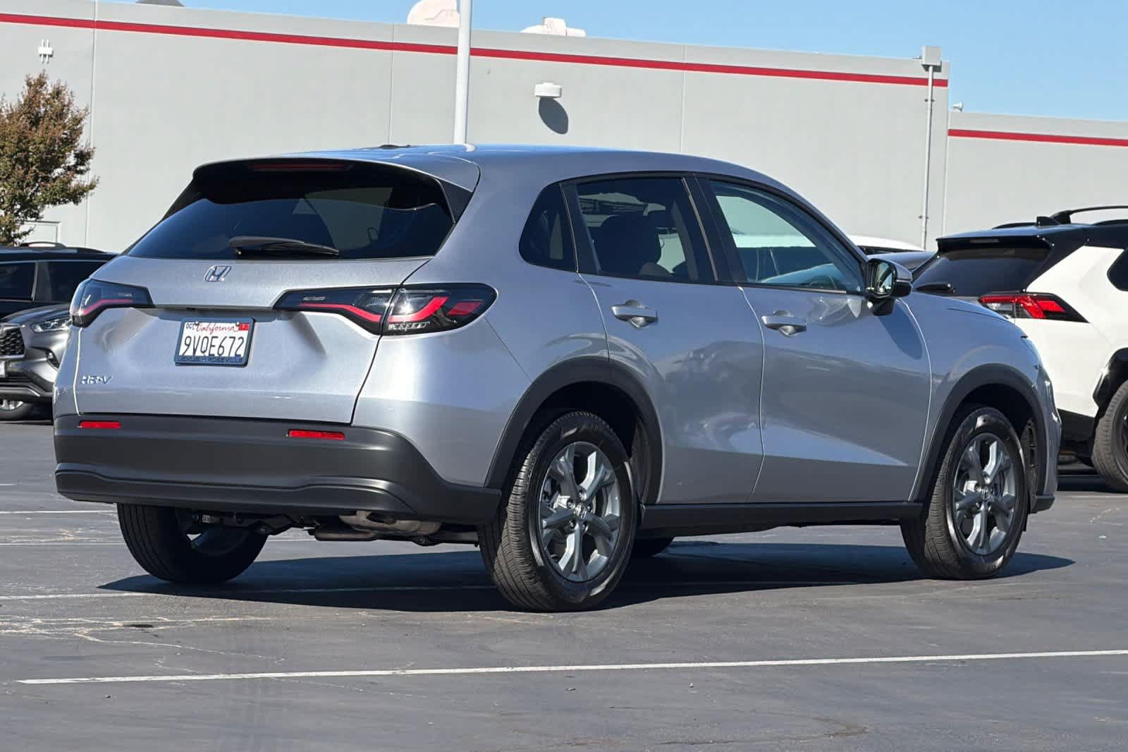 Used 2026 Honda HR-V LX image 2