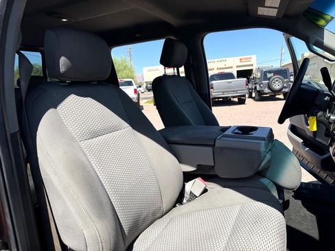 Used 2018 Ford F150 XLT w/ Equipment Group 302A Luxury image 45