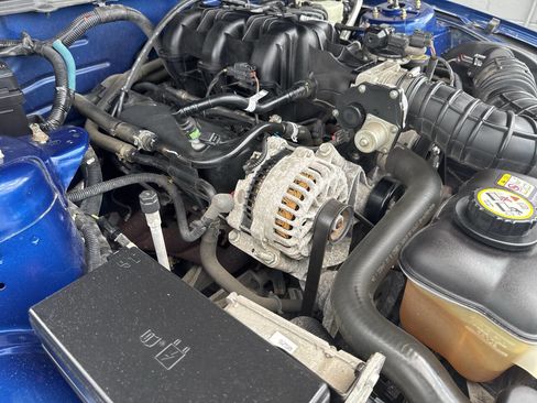 Used 2006 Ford Mustang Coupe image 11