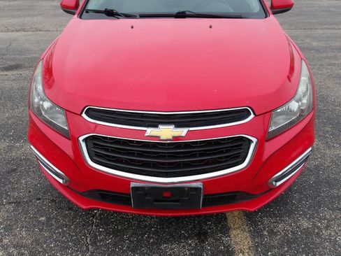 Used 2015 Chevrolet Cruze LT FWD image 25