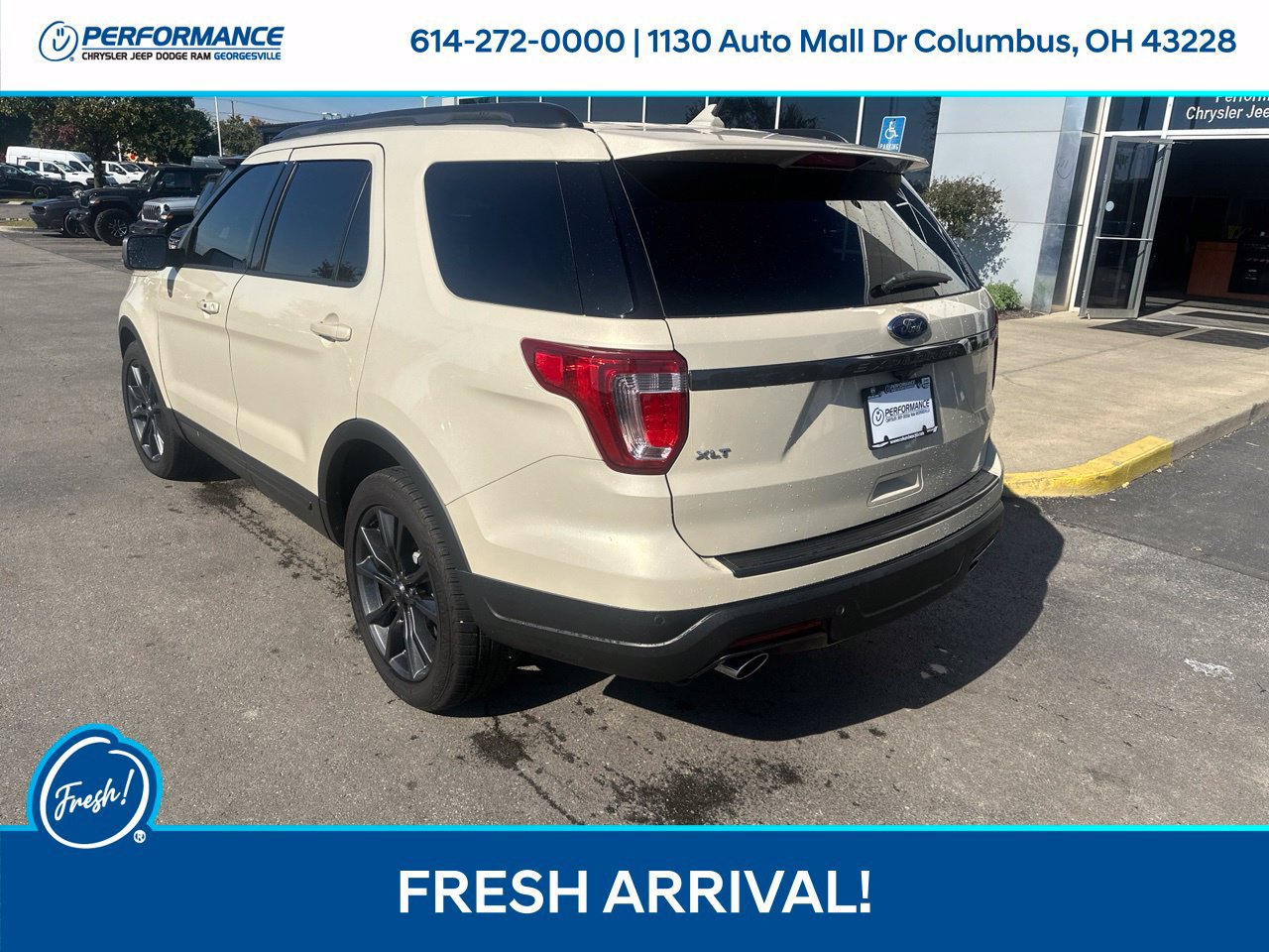 Used 2018 Ford Explorer XLT w/ Equipment Group 202A FWD image 6