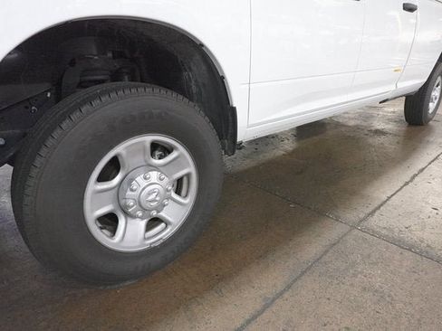 Used 2023 RAM 3500 Tradesman w/ Convenience Group image 28