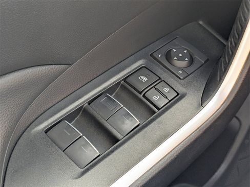 Used 2023 Toyota RAV4 XLE Premium image 20