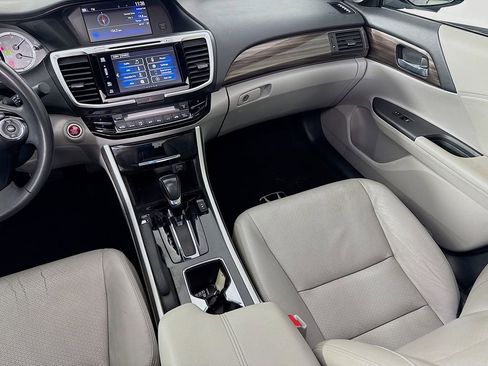 Used 2016 Honda Accord EX-L image 30