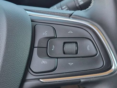 Used 2025 Buick Encore GX Preferred FWD image 20