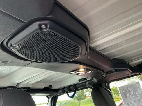Used 2020 Jeep Wrangler Unlimited Sport AWD/4WD image 37