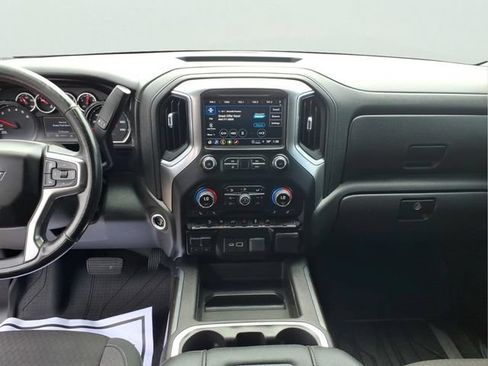 Used 2021 Chevrolet Silverado 1500 RST AWD/4WD image 13