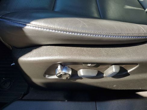 Used 2024 Cadillac XT4 Sport image 7