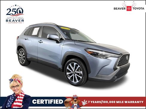 Used 2023 Toyota Corolla Cross XLE w/ Convenience Package FWD image 1