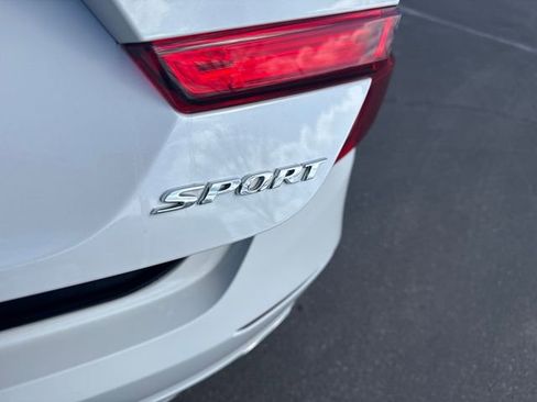 Certified 2022 Honda Accord Sport image 42