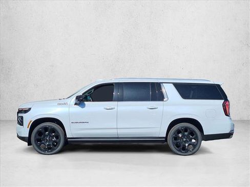New 2026 Chevrolet Suburban High Country AWD/4WD image 10