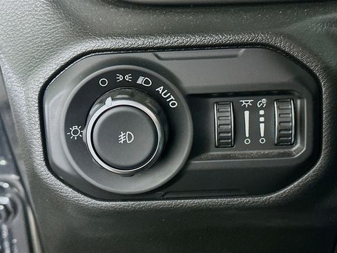 Used 2021 Jeep Wrangler Unlimited Sport AWD/4WD image 16