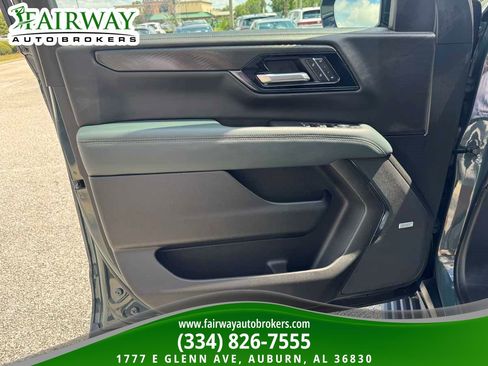 Used 2026 GMC Yukon AT4 w/ AT4 Premium Plus Package AWD/4WD image 31