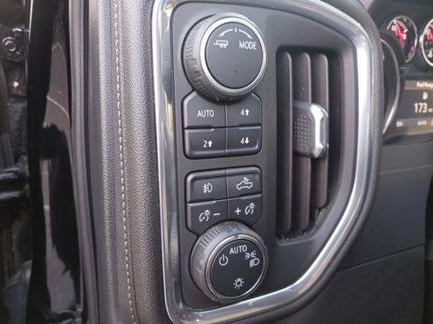 Used 2021 Chevrolet Silverado 1500 LT Trail Boss image 29