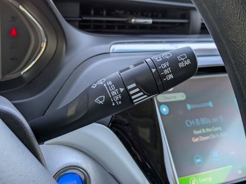 Used 2020 Chevrolet Bolt LT image 16
