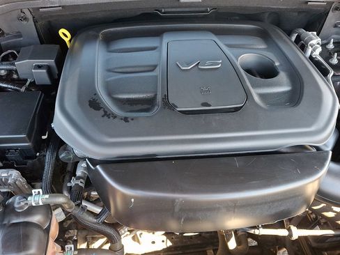 Used 2020 Jeep Grand Cherokee Limited w/ Premium Lighting Group AWD/4WD image 28