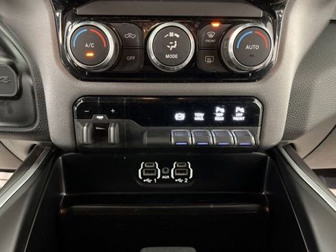 Used 2021 RAM 2500 Big Horn w/ Level 1 Equipment Group image 27