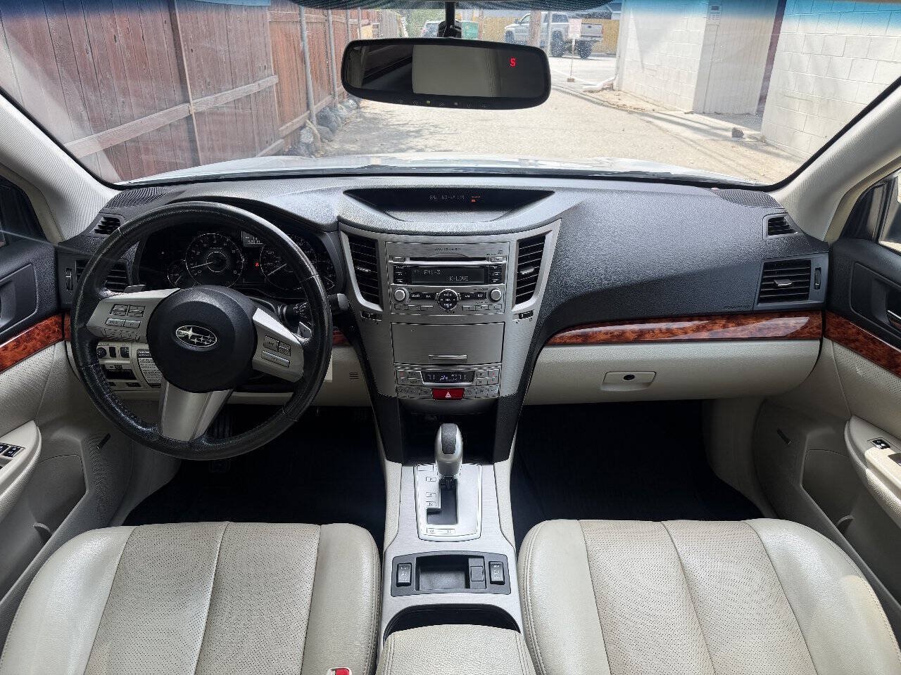 Used 2010 Subaru Outback 3.6R Limited AWD/4WD image 23