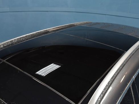 Used 2022 Mercedes-Benz GLC 300 4MATIC image 24