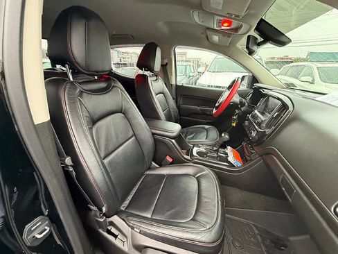 Used 2017 GMC Canyon SLE w/ Nightfall Edition image 19