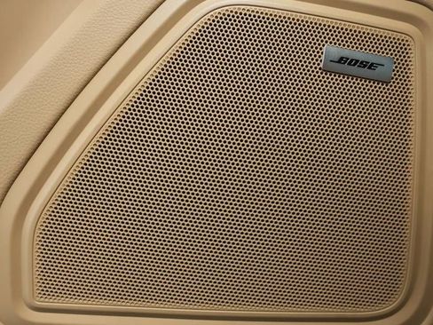 New 2026 Porsche Macan image 31