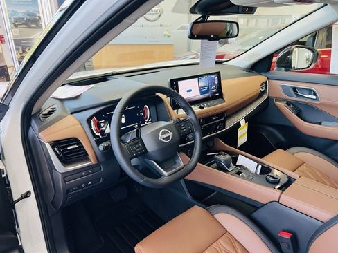 New 2026 Nissan Rogue Platinum image 22