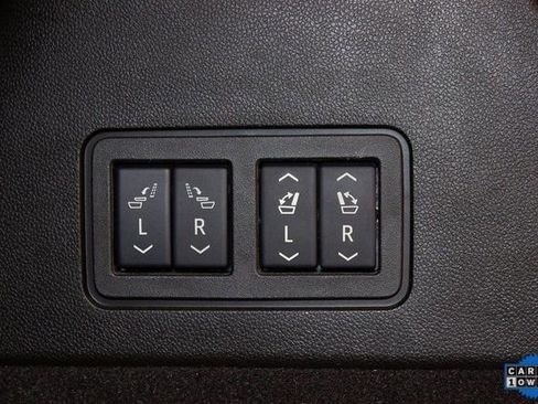 Certified 2025 Cadillac XT6 Premium Luxury image 16