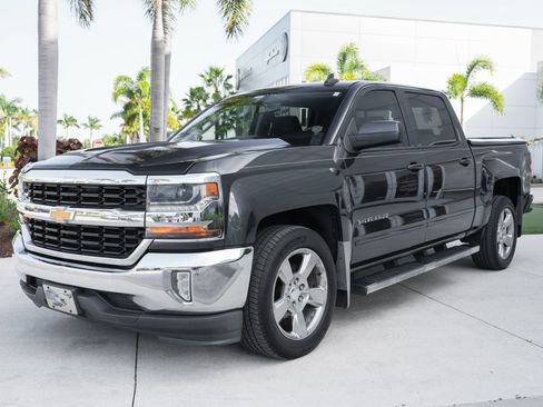 Used 2017 Chevrolet Silverado 1500 LT w/ All Star Edition RWD image 6