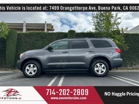 Used 2015 Toyota Sequoia SR5 w/ Premium Package AWD/4WD image 10