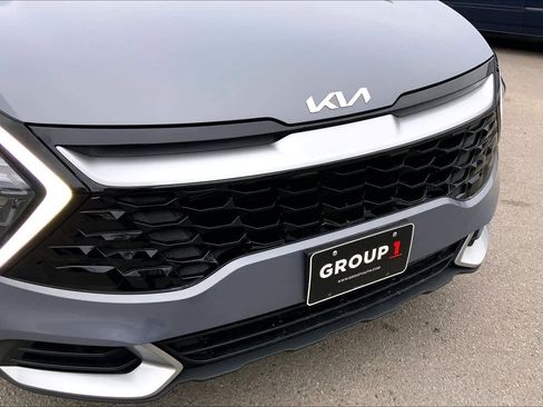 Used 2023 Kia Sportage EX image 27
