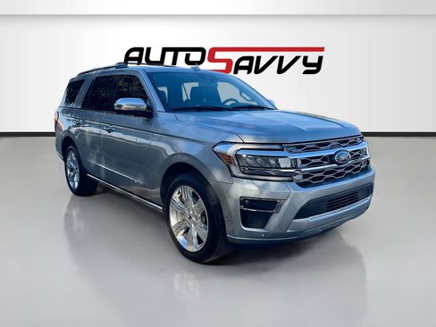 Used 2024 Ford Expedition Platinum RWD image 1