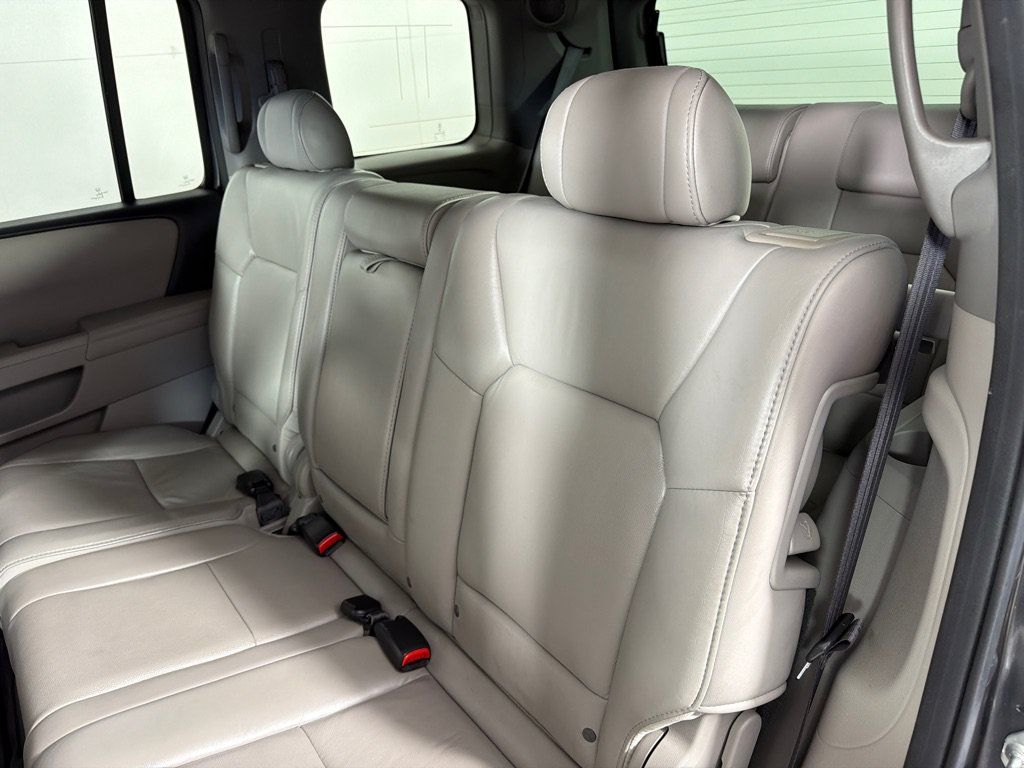 Used 2011 Honda Pilot EX-L image 19