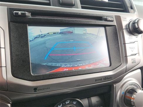 Used 2018 Toyota 4Runner SR5 image 19