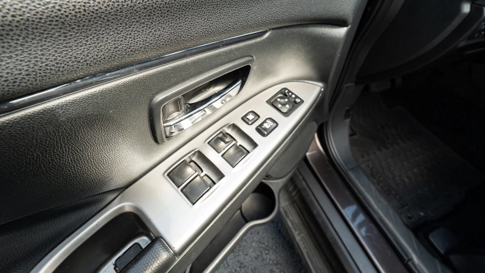 Used 2023 Mitsubishi Outlander Sport SE AWD/4WD image 31