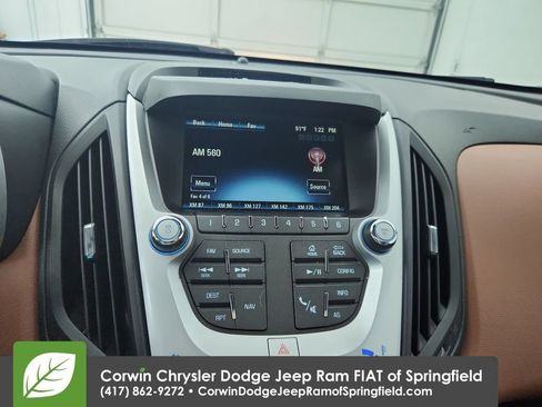 Used 2017 Chevrolet Equinox Premier w/ Enhanced Convenience Package AWD/4WD image 8