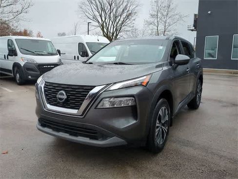 Used 2023 Nissan Rogue SV image 11