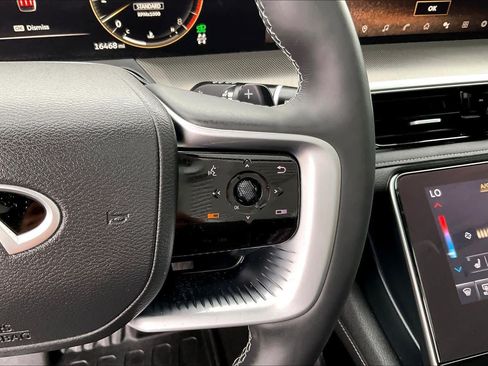 Used 2025 INFINITI QX80 Luxe AWD/4WD image 20